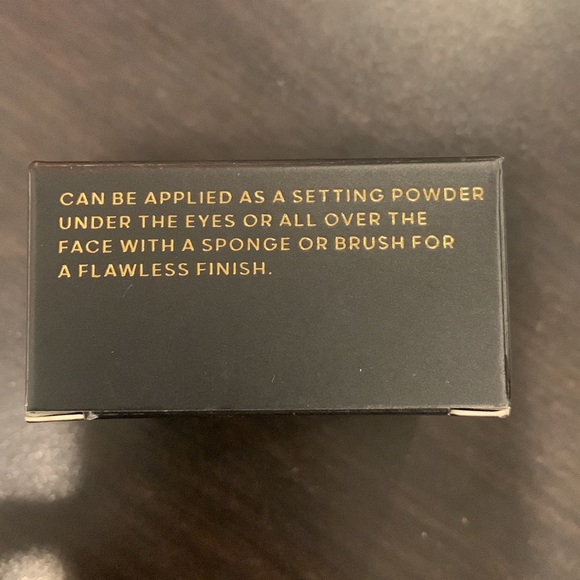 GLOGIRLCOSMETICS: EVOLVE - 04 Dark Deep Setting Powder - Picture 11 of 13